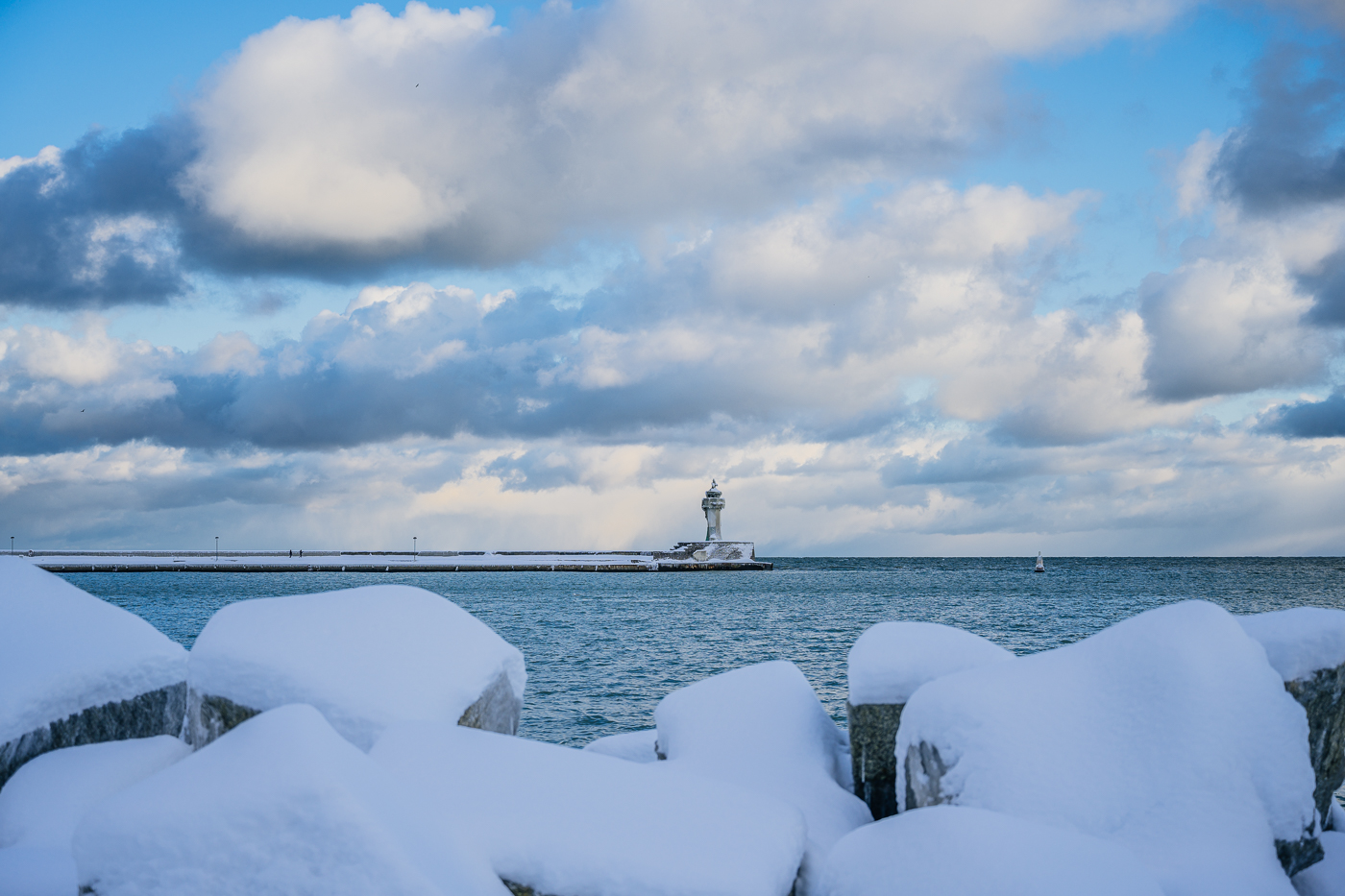 Winter und Eis im Hafen von Sassnitz