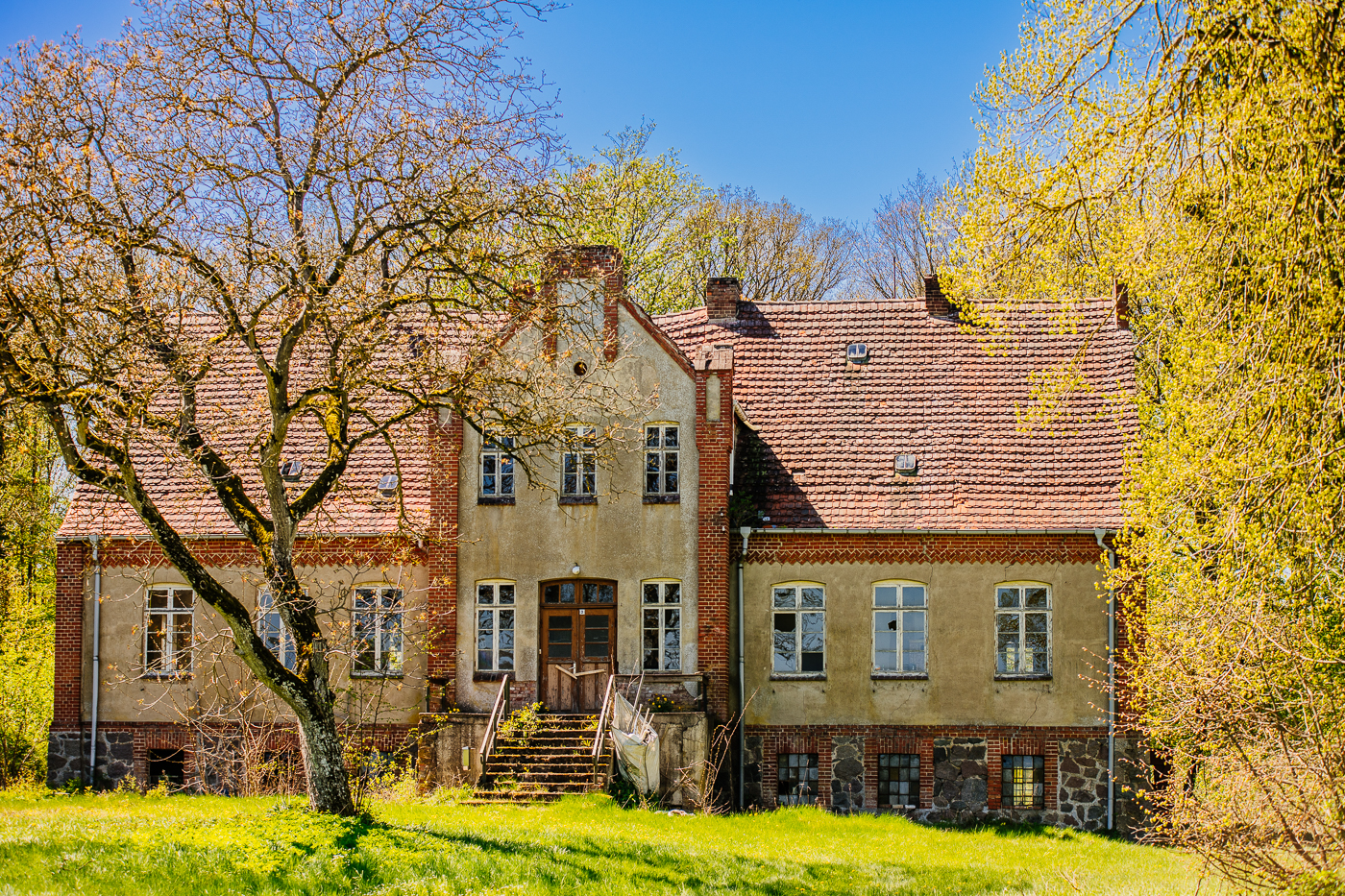 Leerstehendes Gutshaus in Mecklenburg Vorpommern